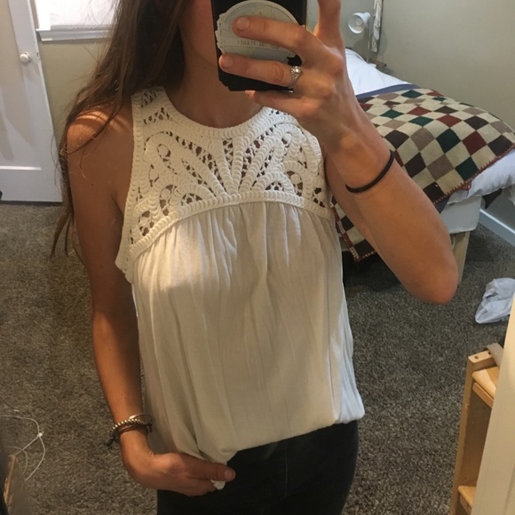 Loft Crocheted Tank Top - Picture 5 of 5